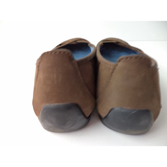 CLARKS CHOCOLATE BROWN FINE SUEDE LEATHER BALLET FLATS SHOE SZ 7M - Picture 4 of 7